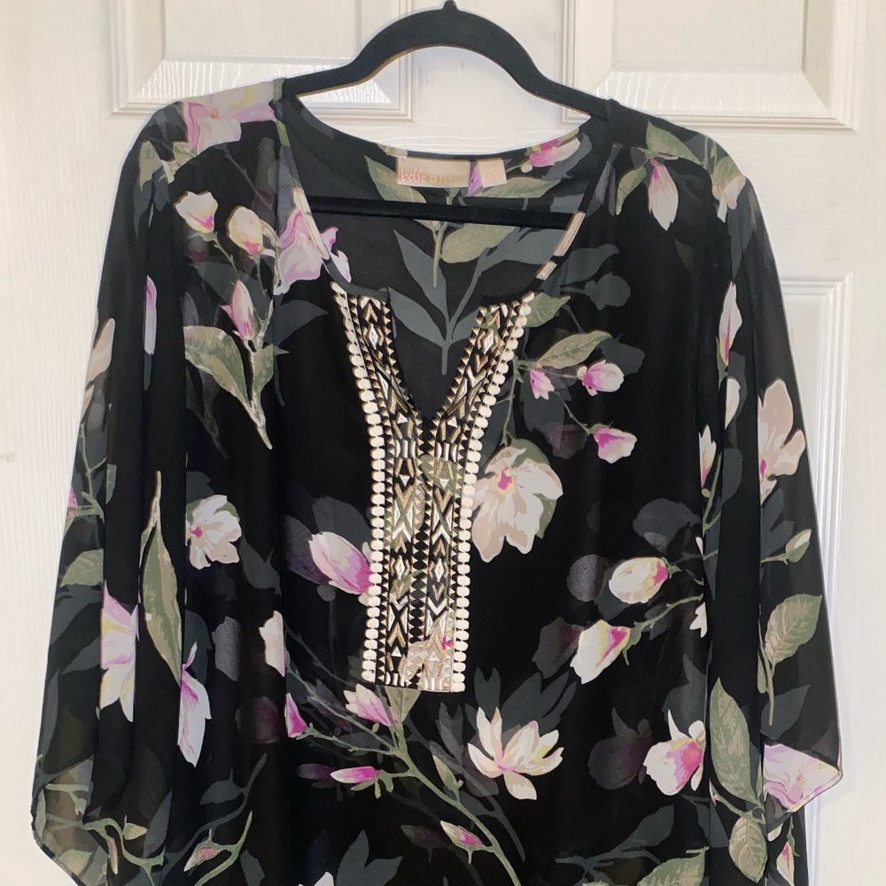 New without Tags Kim Gavel lined Chiffon Black Floral Top